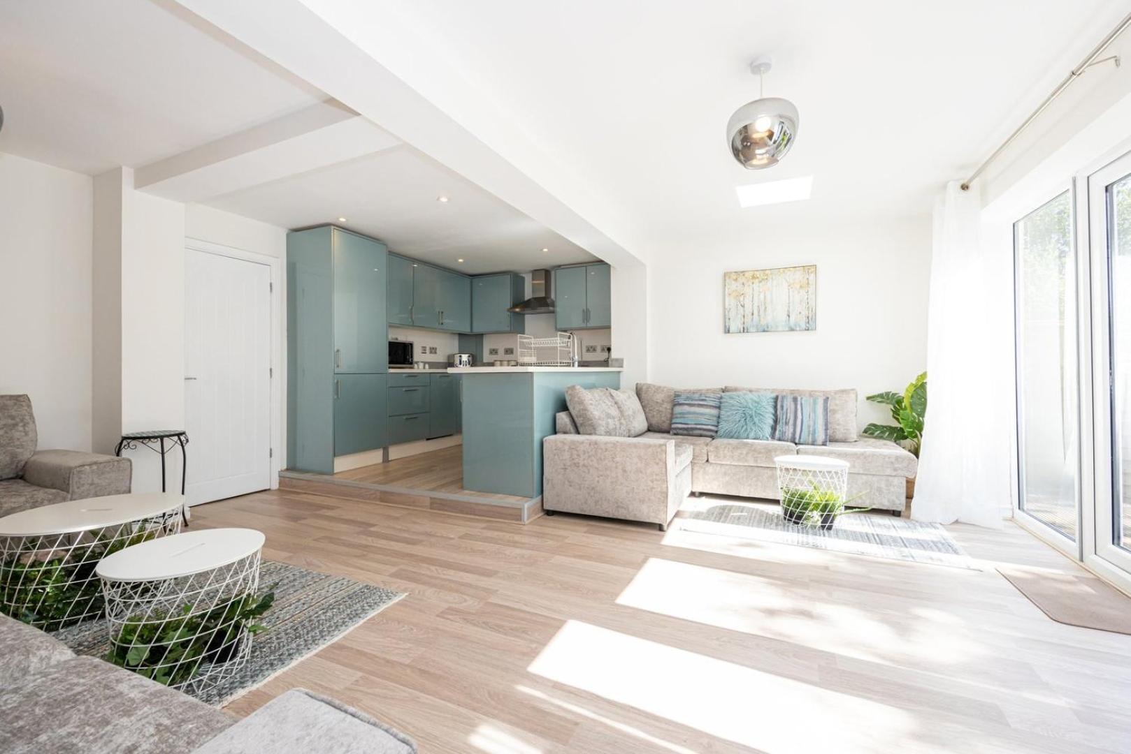 Guestready - A Haven By The River Manchester Exterior foto